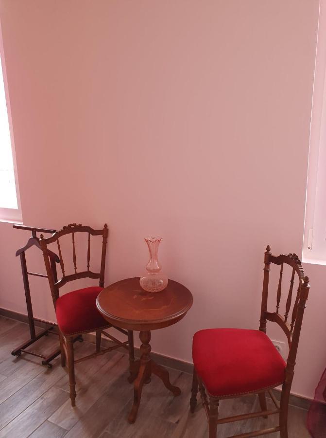 Hotel Restaurant Du Commerce Poulainville المظهر الخارجي الصورة