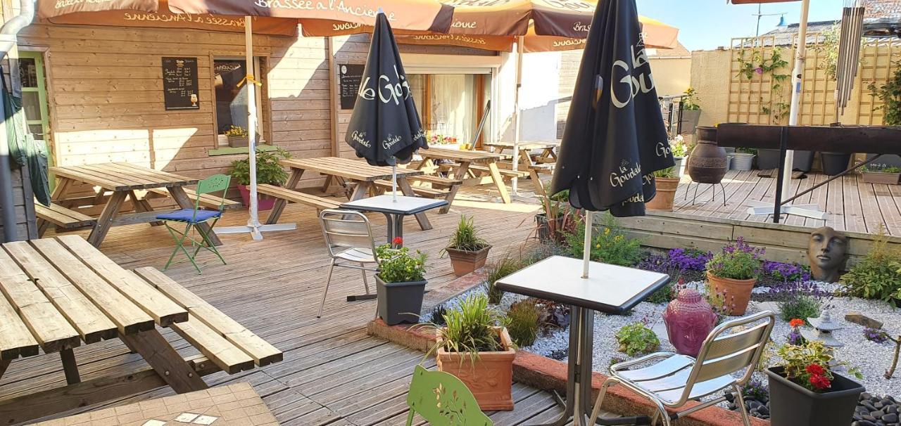 Hotel Restaurant Du Commerce Poulainville المظهر الخارجي الصورة