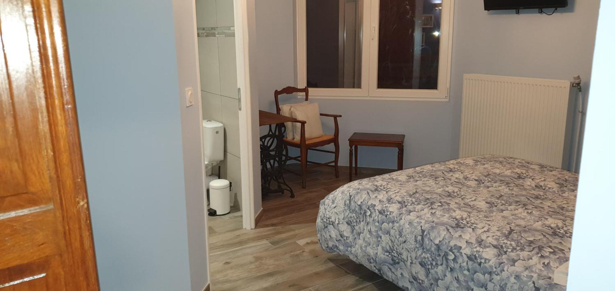 Hotel Restaurant Du Commerce Poulainville الغرفة الصورة